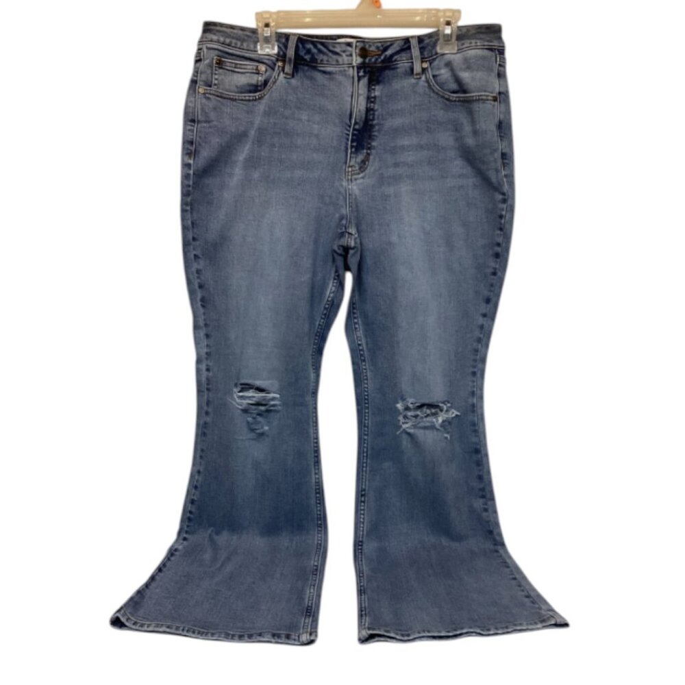 16 Petite Jeans Pacific Denim Flare Jeans Candace Cameron Bure A488181 $89